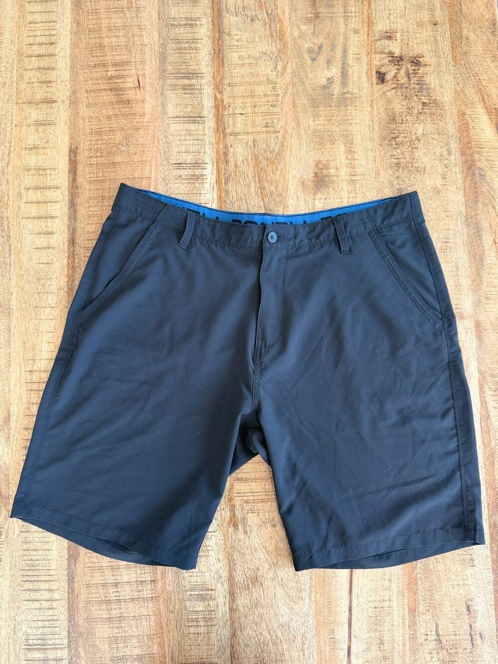 Denali Men's 38 Black Polyester Stretch Shorts Flat Front Zip Back Pocket